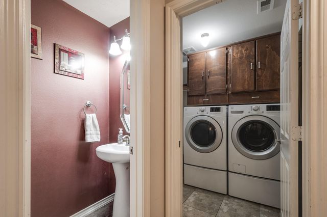 9518 Alabaster Oaks Lane, Humble, TX 77396