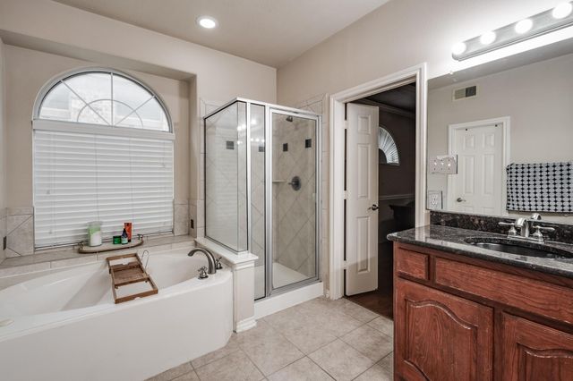 9518 Alabaster Oaks Lane, Humble, TX 77396