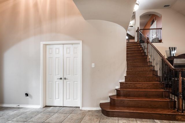 9518 Alabaster Oaks Lane, Humble, TX 77396
