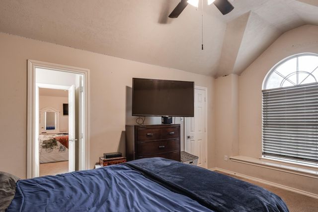 9518 Alabaster Oaks Lane, Humble, TX 77396