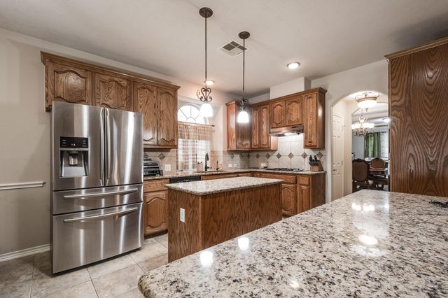 9518 Alabaster Oaks Lane, Humble, TX 77396