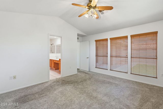 457 S MEADOWS Drive, Chandler, AZ 85224