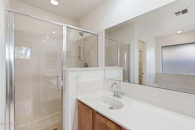 457 S MEADOWS Drive, Chandler, AZ 85224