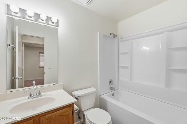 457 S MEADOWS Drive, Chandler, AZ 85224