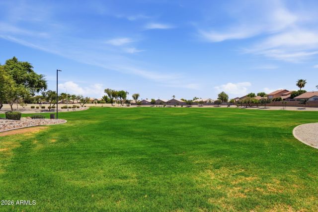 457 S MEADOWS Drive, Chandler, AZ 85224