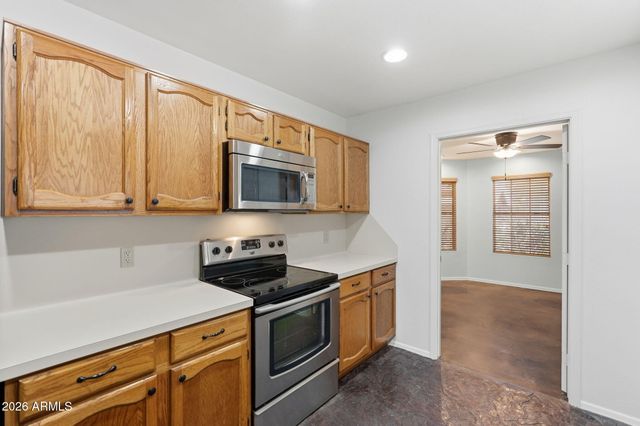 457 S MEADOWS Drive, Chandler, AZ 85224