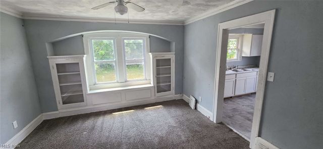 13420 Saybrook Avenue, Garfield Heights, OH 44105