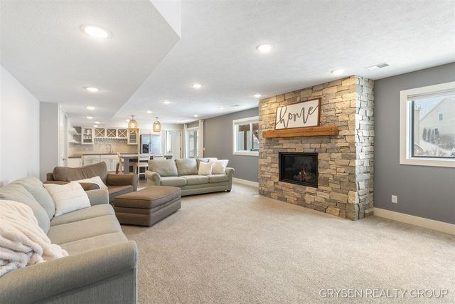 6114 Kingsbury Court, Allendale, MI 49401