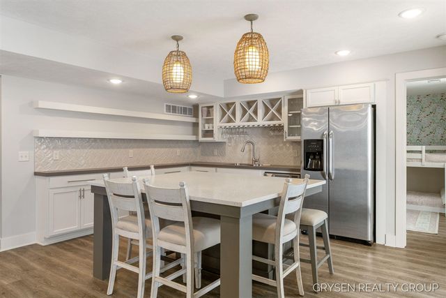 6114 Kingsbury Court, Allendale, MI 49401