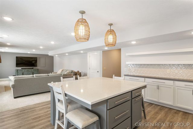 6114 Kingsbury Court, Allendale, MI 49401