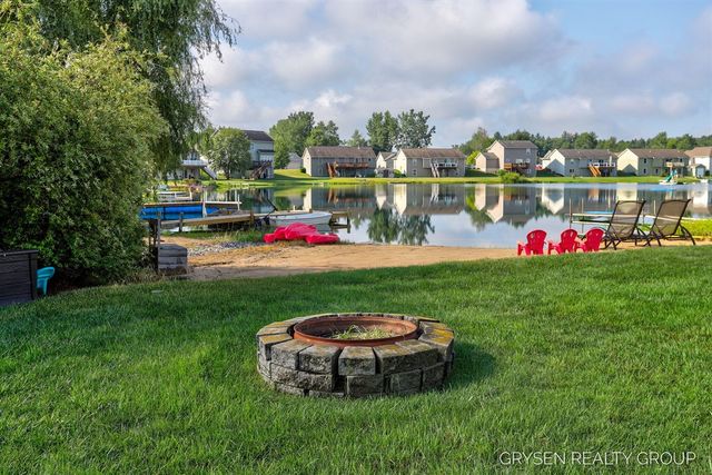 6114 Kingsbury Court, Allendale, MI 49401