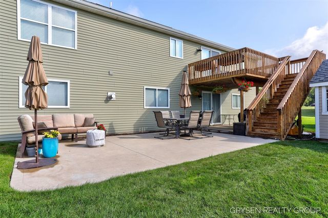 6114 Kingsbury Court, Allendale, MI 49401