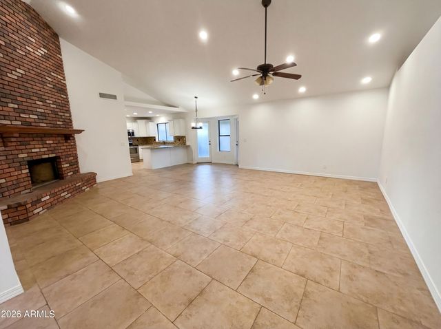 1823 E JUNIPER Circle, Mesa, AZ 85203