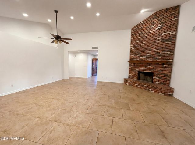 1823 E JUNIPER Circle, Mesa, AZ 85203