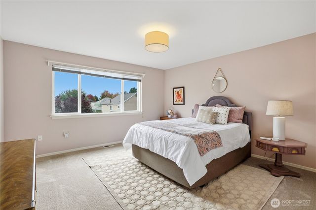 3408 52nd Place NE, Tacoma, WA 98422