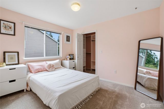 3408 52nd Place NE, Tacoma, WA 98422