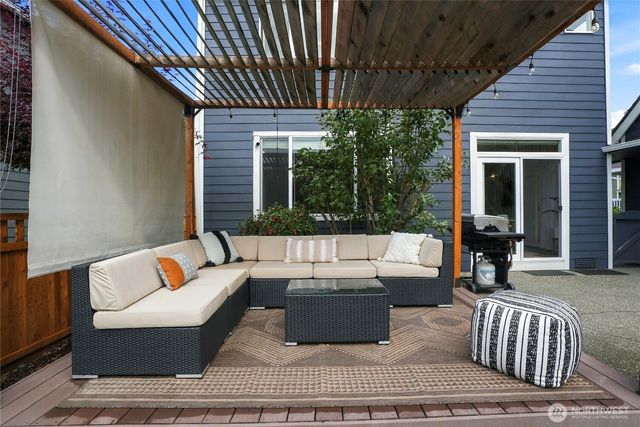 3408 52nd Place NE, Tacoma, WA 98422