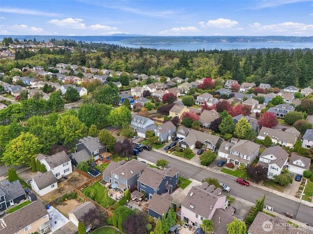 3408 52nd Place NE, Tacoma, WA 98422