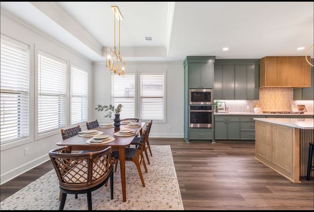 4388 Iron Mountain Dr, Bryan, TX 77802