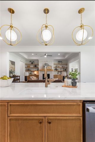 4388 Iron Mountain Dr, Bryan, TX 77802