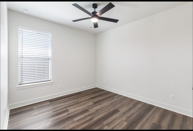 4388 Iron Mountain Dr, Bryan, TX 77802