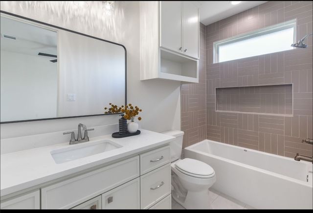 4388 Iron Mountain Dr, Bryan, TX 77802