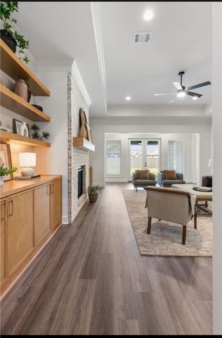 4388 Iron Mountain Dr, Bryan, TX 77802