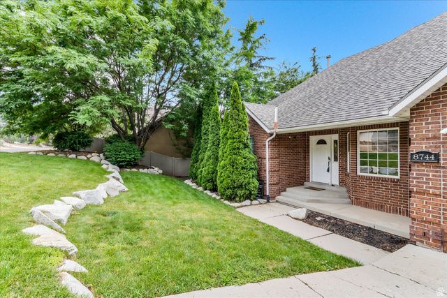 8744 S DANISH RD, Sandy, UT 84093