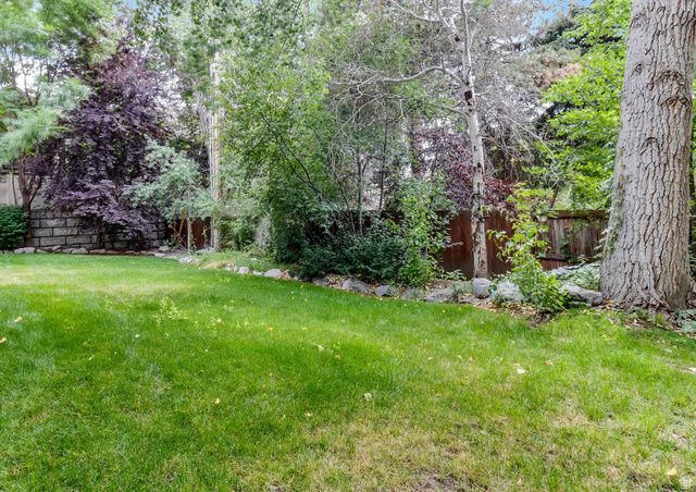 8744 S DANISH RD, Sandy, UT 84093