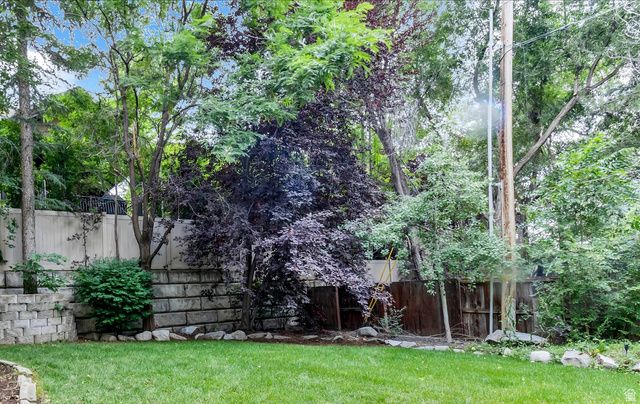 8744 S DANISH RD, Sandy, UT 84093