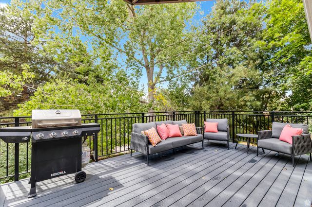 8744 S DANISH RD, Sandy, UT 84093
