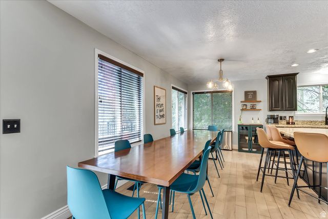 8744 S DANISH RD, Sandy, UT 84093