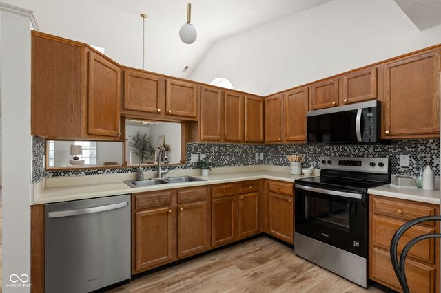 8563 Buffalo Ridge Drive, Indianapolis, IN 46227