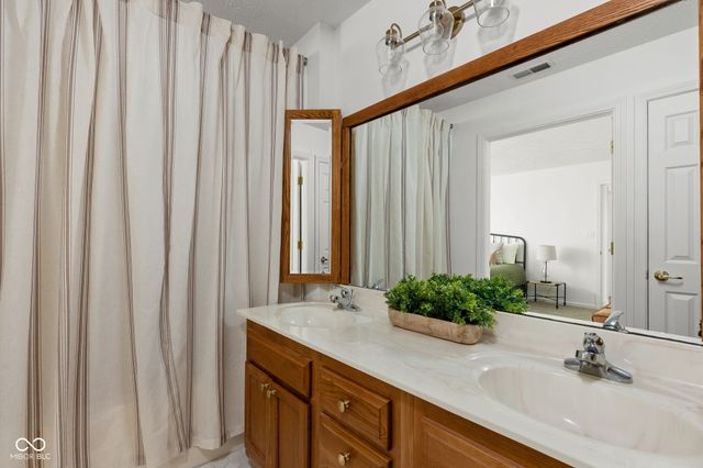 8563 Buffalo Ridge Drive, Indianapolis, IN 46227