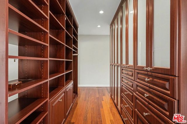 2340 Jupiter Drive, Los Angeles, CA 90046