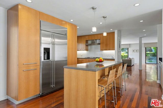 2340 Jupiter Drive, Los Angeles, CA 90046