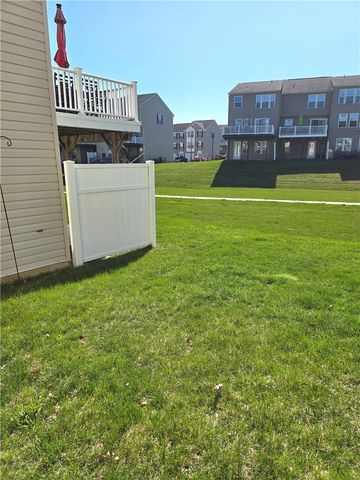 17 Red Rose Lane, Easton, PA 18045
