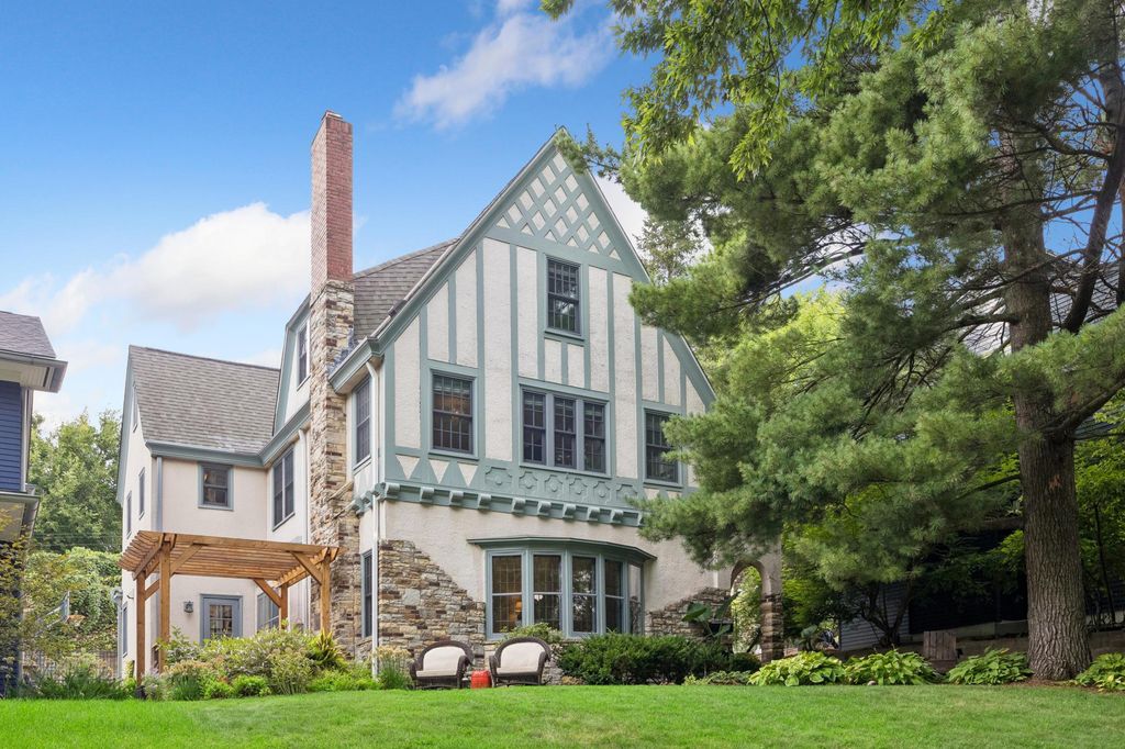 1015 W Minnehaha Parkway, Minneapolis, MN 55419 — photo 2