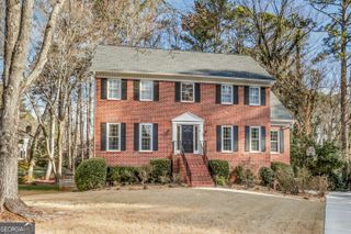 2405 Kimbrough Court, Sandy Springs, GA 30350