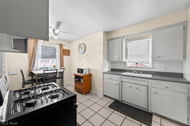 3817 Woodbridge Avenue, Cleveland, OH 44109