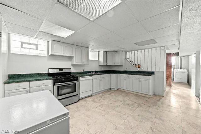 3817 Woodbridge Avenue, Cleveland, OH 44109