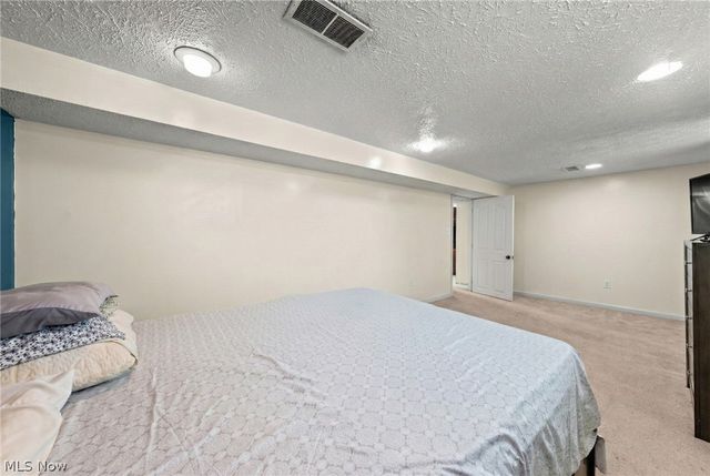 3817 Woodbridge Avenue, Cleveland, OH 44109