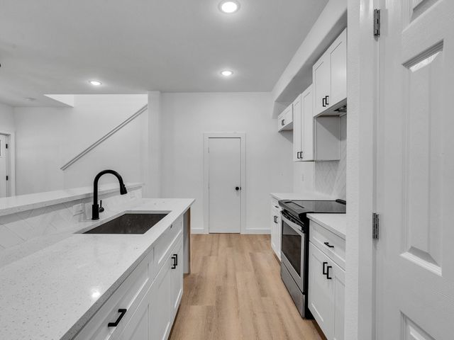 8306 De Priest, Houston, TX 77088