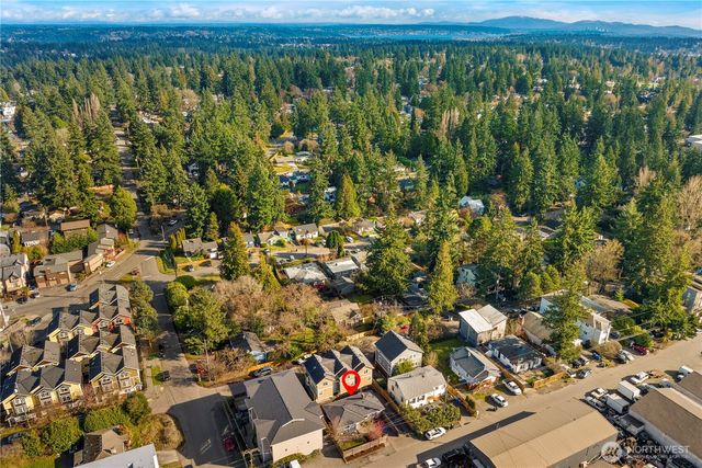 14052 Midvale Avenue N, Seattle, WA 98133