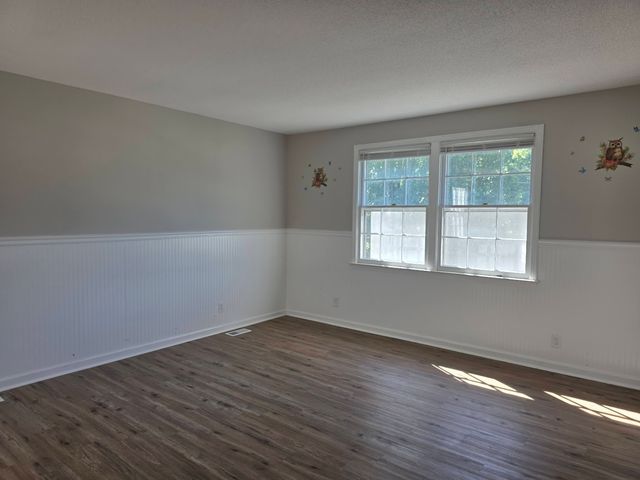 803 Margret Dr, Clarksville, TN 37042