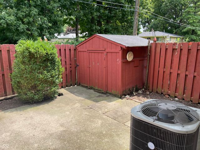 735 Southfield Court, Indianapolis, IN 46227