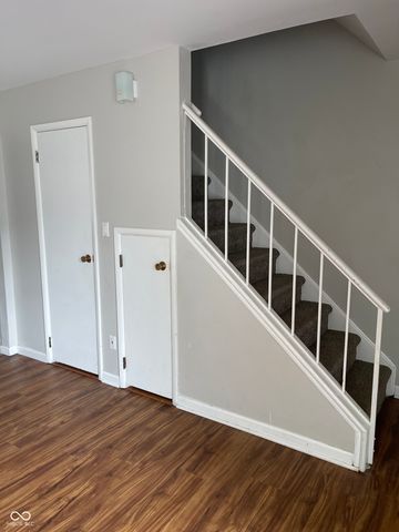 735 Southfield Court, Indianapolis, IN 46227