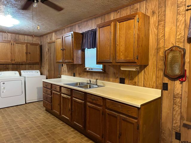 305 E Front St., Arp, TX 75750