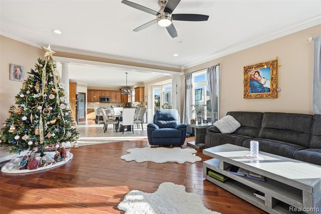 19330 Middle Branch Drive, Macomb, MI 48044