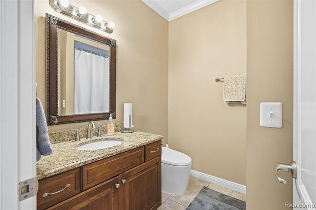 19330 Middle Branch Drive, Macomb, MI 48044